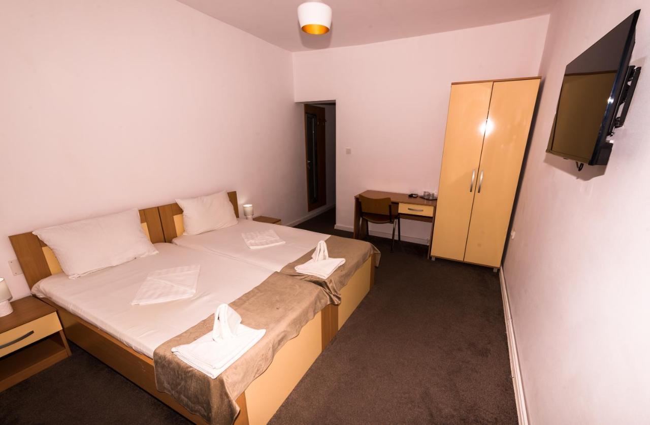 Manea Orsova Hotel Luaran gambar