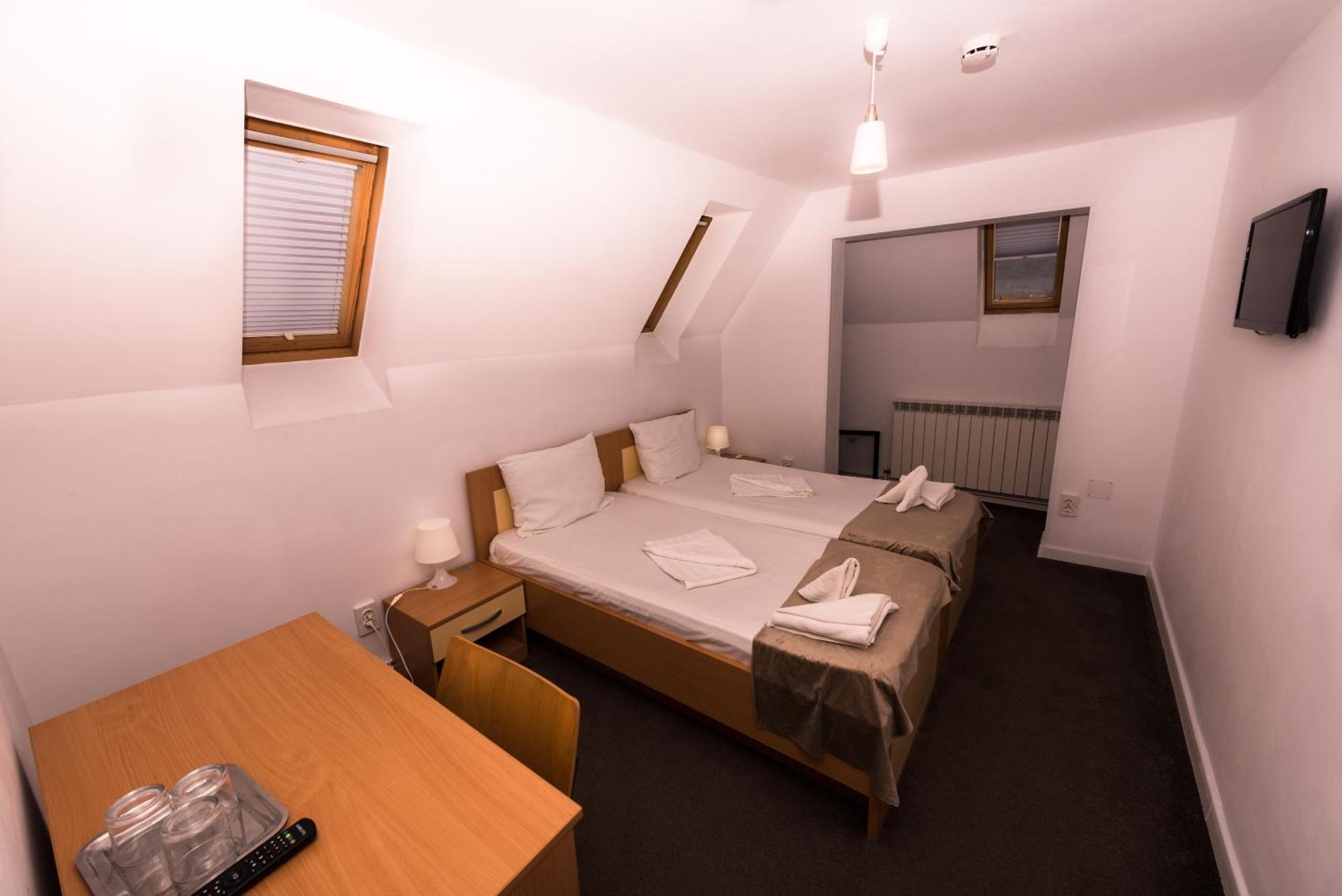 Manea Orsova Hotel Luaran gambar