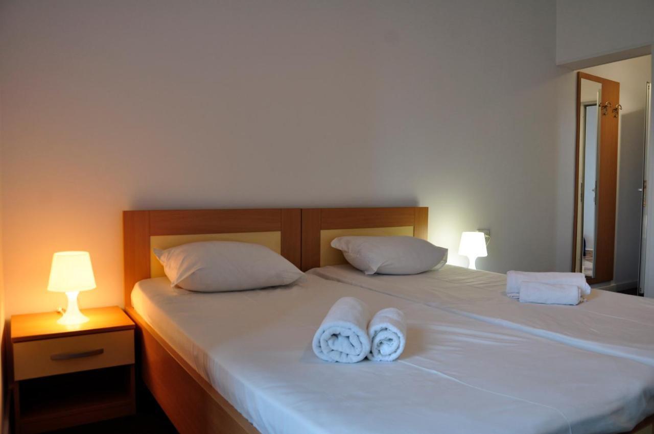 Manea Orsova Hotel Luaran gambar