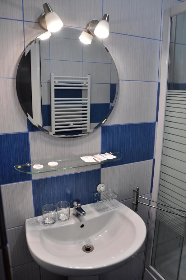 Manea Orsova Hotel Luaran gambar