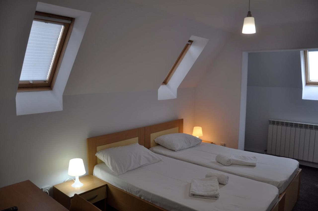 Manea Orsova Hotel Luaran gambar