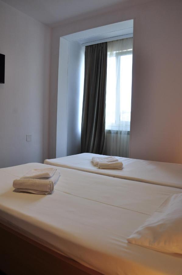 Manea Orsova Hotel Luaran gambar